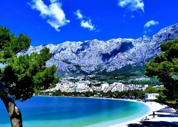 Maholiday Daire Makarska